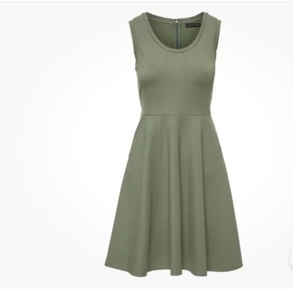 Banana Republic Ponte Fit and Flare Dress, Size 2